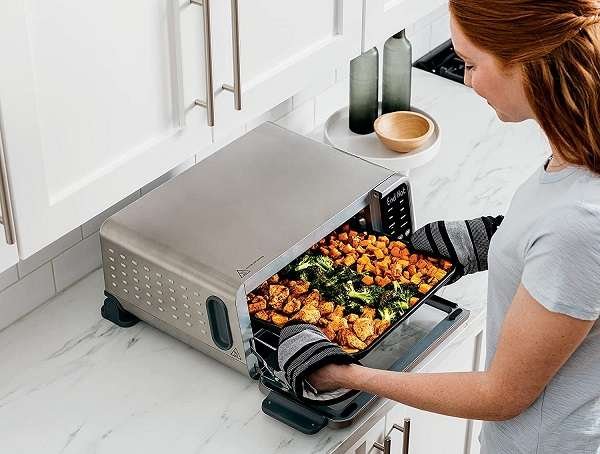 Key Feature of the Ninja sp201 Digital Air Fry Pro Countertop 8-in-1 Oven Key Feature of the Ninja sp201 Digital Air Fry Pro Countertop 8-in-1 Oven